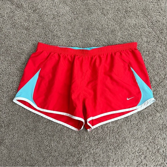 Nike Short Womens Size L Dri-Fit Active Running - Picture 1 of 10